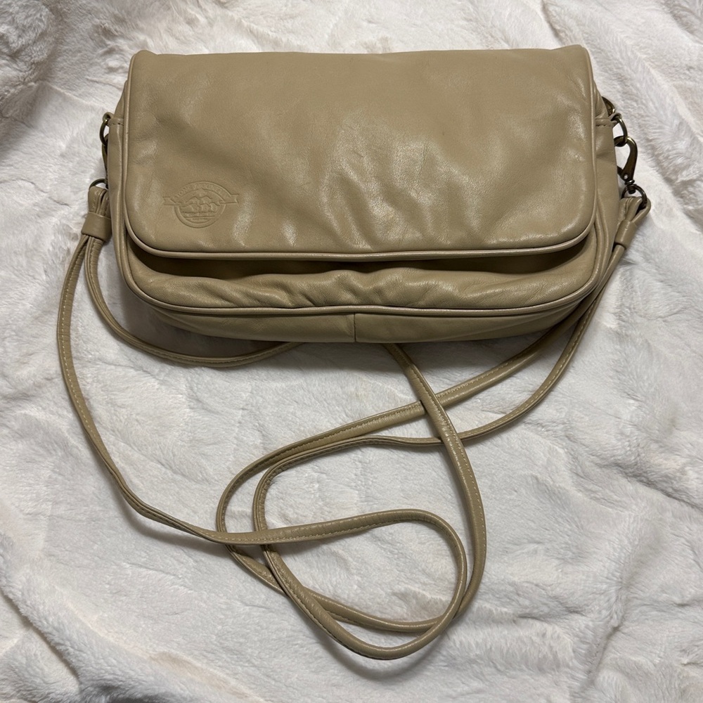 Stone Mountain tan/beige leather crossbody or shoulder bag w/ removable handle